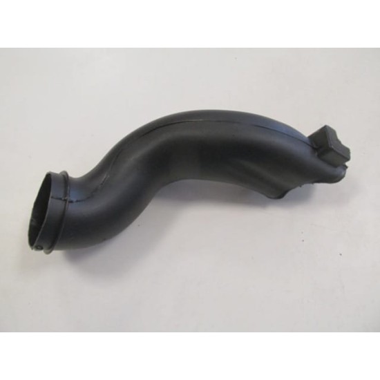 Ford Transit- V347 Hava Filtre Hortumu (2007-2013)