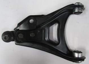 Renault Clio 1 Ön Alt Tabla Sağ Rotilli/burçlu (1991-1998) OEM 77...