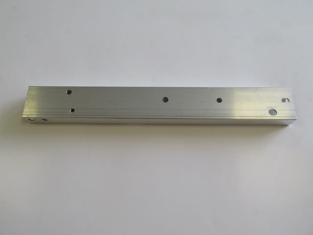 Mercedes Gla Class- X156 Ön Panel Bağlantı Braketi Sağ (2014-2018)
