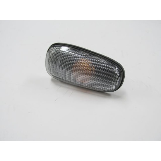 Opel Astra- G Çamurluk Sinyali Beyaz Sağ/sol Aynı (1999-2009) Opel Astra- G Çamurluk Sinyali Beyaz Sağ/sol Aynı (1999-2009)