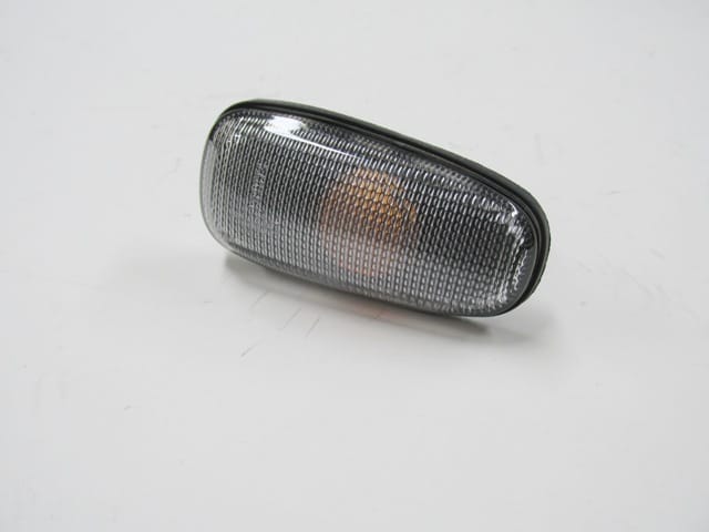Opel Astra G Çamurluk Sinyali Beyaz Sağ/sol Aynı (1999-2009) OEM ... Opel Astra G Çamurluk Sinyali Beyaz Sağ/sol Aynı (1999-2009) OEM ...