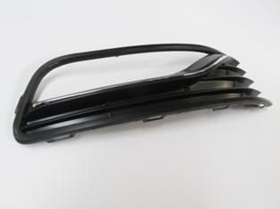 Volkswagen Polo Sis Lamba Kapağı Sağ Sis Delikli/nikelaj Çıtalı (2014-2017) OEM 6C0854662C