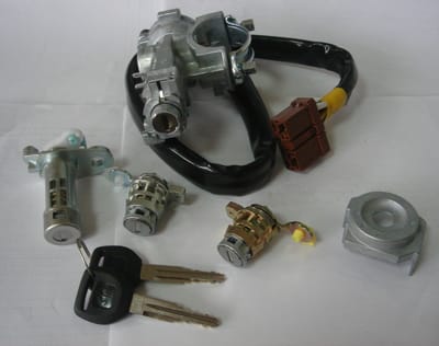 Honda Accord Kontak Kilit Seti (1999-2000)