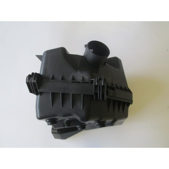 Toyota Auris Hava Filtre Kutusu (2013-2015) Toyota Auris Hava Filtre Kutusu (2013-2015)