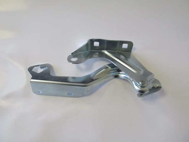 Nissan Micra K13 Kaput Menteşesi Sağ (2010-2013) OEM 65400-1HB0A