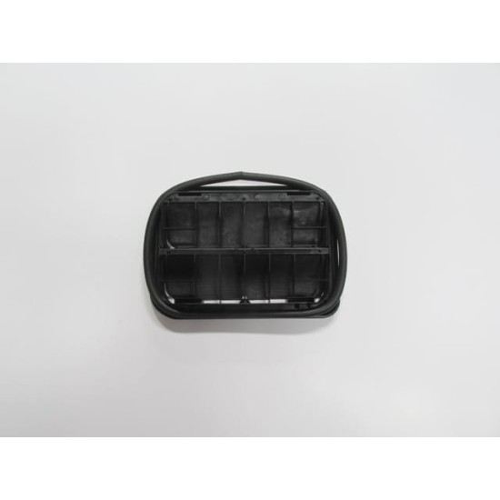Renault Laguna Bagaj Havalandırma Plastiği (1994-1999)