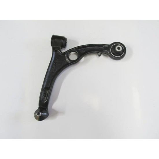 Fiat Stilo Ön Alt Tabla Sol Rotilli/burçlu (2003-2006) Fiat Stilo Ön Alt Tabla Sol Rotilli/burçlu (2003-2006)