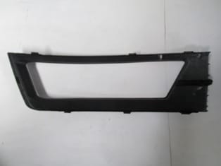 Skoda Rapid Sis Lamba Kapağı Sol Sis Delikli (2013-2016)