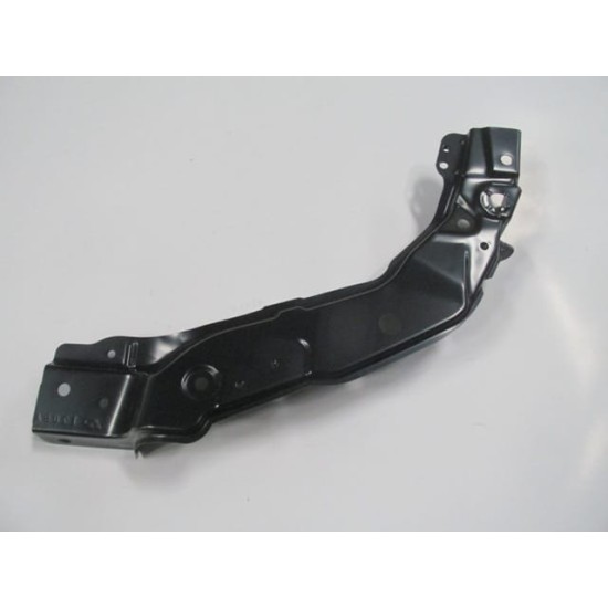 Suzuki Grand Vitara Ön Panel Üst Parça Sol (2006-2012) Suzuki Grand Vitara Ön Panel Üst Parça Sol (2006-2012)
