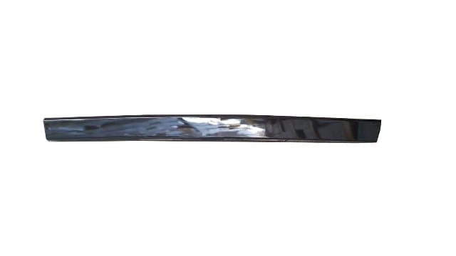 Chevrolet Cruze Arka Plaka Lamba Çıtası (2009-2014)