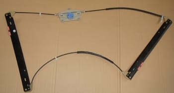 Audi A6 Ön Cam Krikosu Sol Elektrikli/motorsuz (2005-2009)