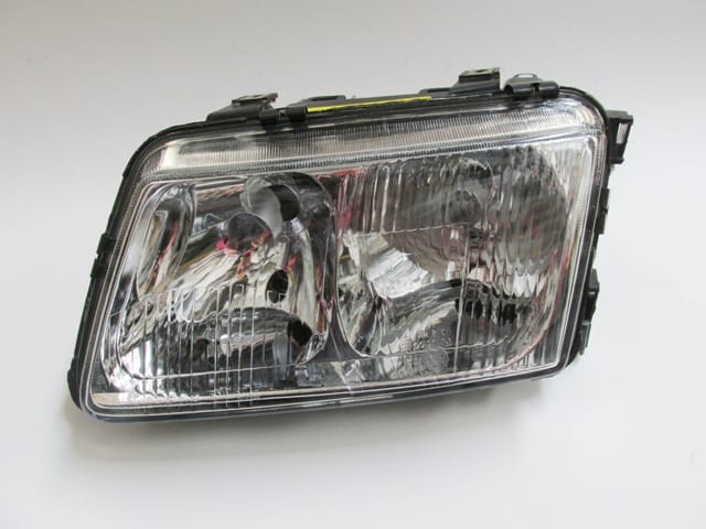 Audı A3 Far Lambası Sol Elektrikli/sisli (1997-2000)