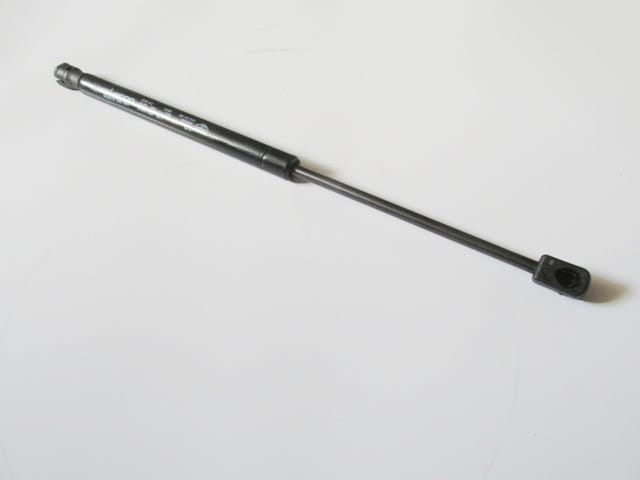 Skoda Octavia Bagaj Amortisörü Sağ/sol Aynı Adet (1996-2010) OEM 1... Skoda Octavia Bagaj Amortisörü Sağ/sol Aynı Adet (1996-2010) OEM 1...