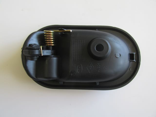 Dacia Sandero Ön Kapı İç Açma Kolu Sağ Siyah (2009-2012)