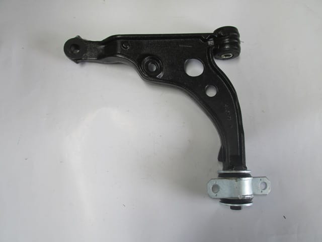 Peugeot Boxer Ön Alt Tabla Sol Rotilsiz/burçlu (2003-2007)
