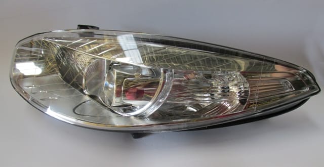 Renault Fluence Far Lambası Sol Elektrikli/motorlu Ayfar (2009-2016) OEM 260608653R Renault Fluence Far Lambası Sol Elektrikli/motorlu Ayfar (2009-2016) OEM 260608653R