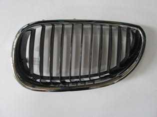 Bmw 5 Serı- E60 Ön Panjur Sol Nikelajlı/siyah (2004-2010)