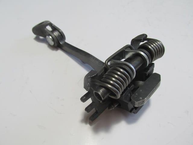 Renault Laguna Ön Kapı Durdurucusu Sağ/sol Aynı (2008-2012)