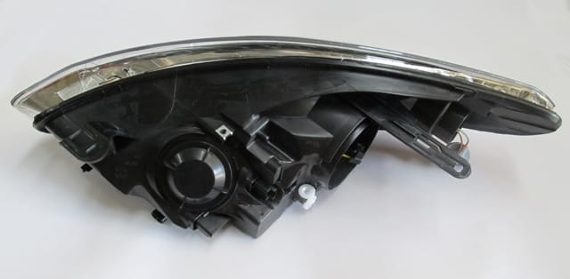Renault Fluence Far Lambası Sağ Elektrikli/motorlu Ayfar (2009-2016) OEM 260101803R Renault Fluence Far Lambası Sağ Elektrikli/motorlu Ayfar (2009-2016) OEM 260101803R
