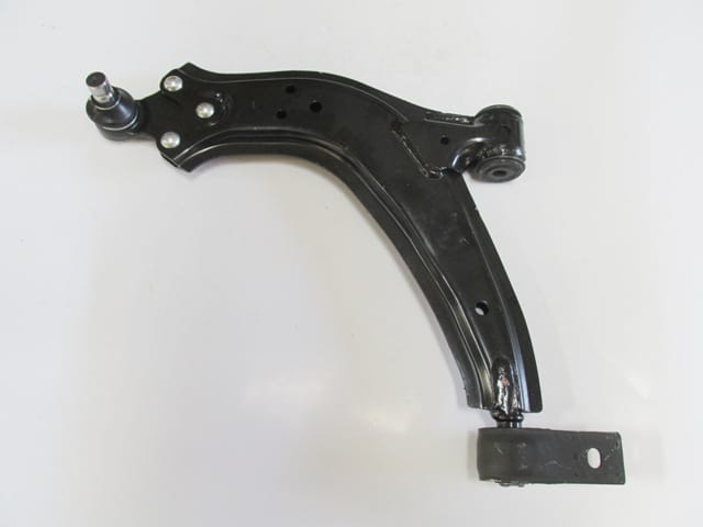 Peugeot 306 Ön Alt Tabla L Rotilli/burçlu (1997-2000)