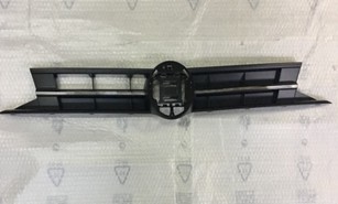 Volkswagen Polo Ön Panjur Kromlu Siyah Armasız > (2018-Gunumuz) Volkswagen Polo Ön Panjur Kromlu Siyah Armasız > (2018-Gunumuz)