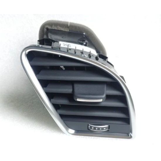 Audi A4 Ön/Sağ Havalandırma (torpido) 2008-2012 2013