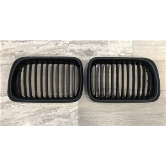 Ön Panjur Böbrek Set Bmw E36 Mat Sıyah 97>99